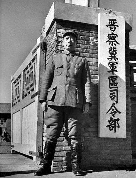 易耀彩