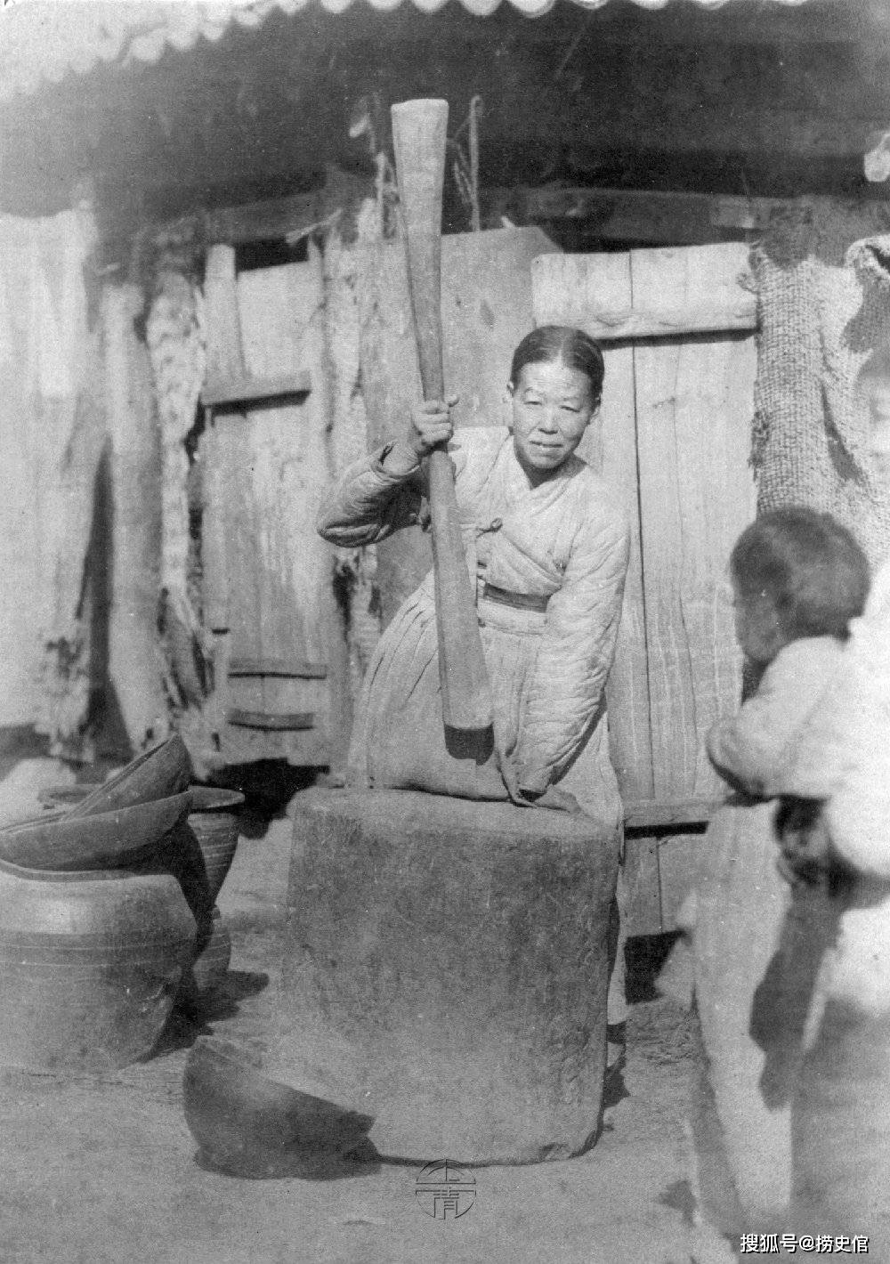 老照片,一百多年前朝鲜人的生活情景