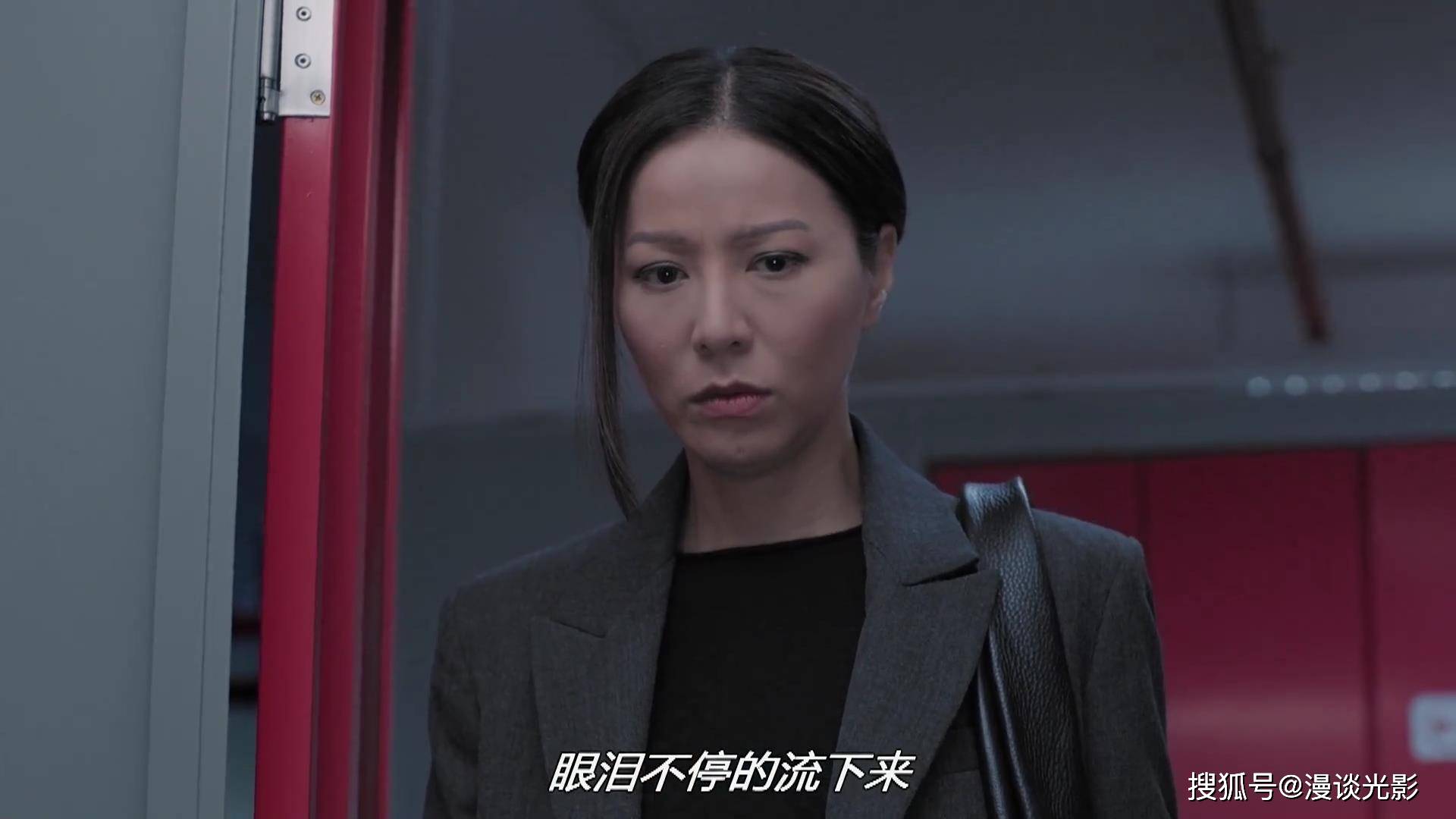 原创陀枪师姐2021首个悬案故事居然是为了送走陈三元滕丽名