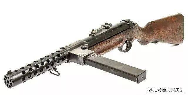 红军用什么武器飞夺泸定桥两件德国设计有把冲锋枪最重要