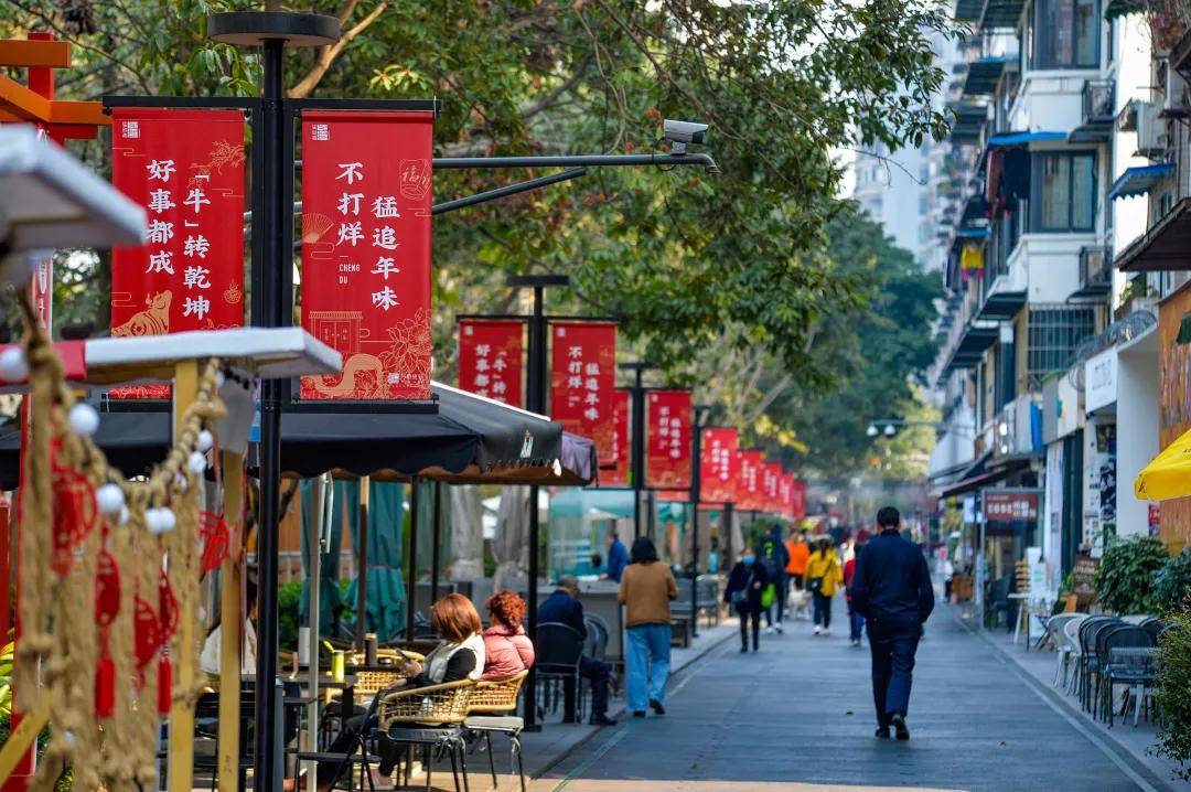 望平滨河路#2这里,以一环路为轴串,将沿线街巷历史文化,创意体验