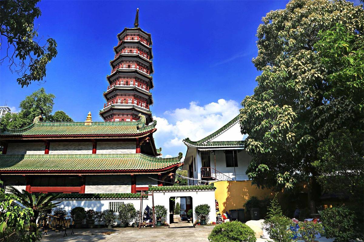 广东一座高57.6米的古建筑,是广州的标志性建筑之一