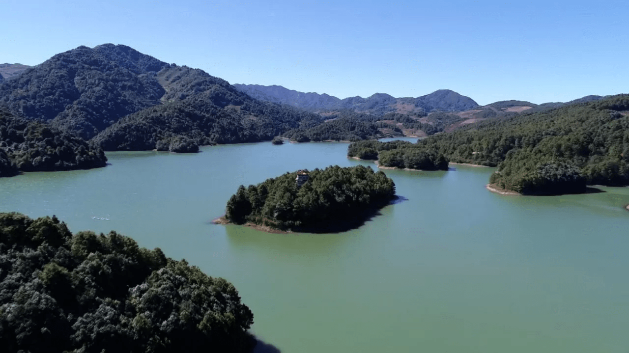 (忙海湖水库)永德也是高原生态特色农业理想发展地全县建成坚果面积60