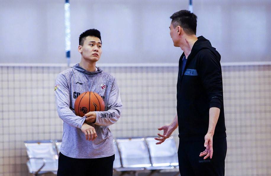 原创26分 25分 20分!宏远新领袖再创纪录比肩阿联,你也争cba第一人