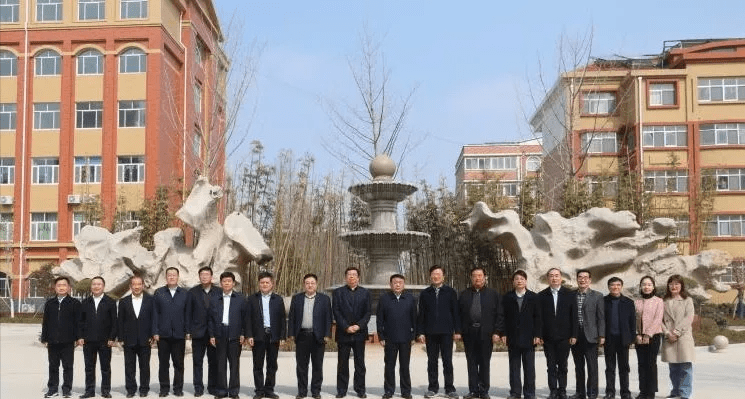 徐州枣庄市人大来滕州市善国中学考察纪实