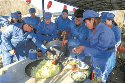 红色彭山不忘初心砥砺前行重走红军路重温革命史