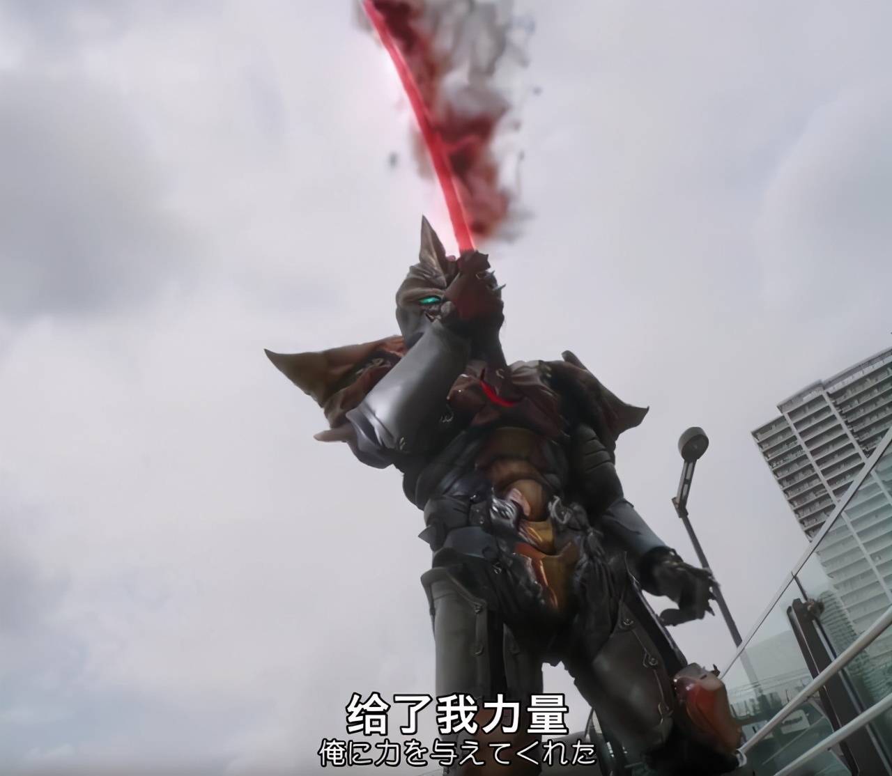 说不定以后伽古拉能够代替鹤肛成为戴拿奥特曼的人间体,一起期待伽