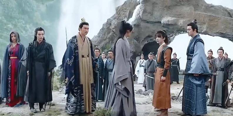 《山河令》绝美坠崖:温客行被追杀,周子舒的眼神骗不