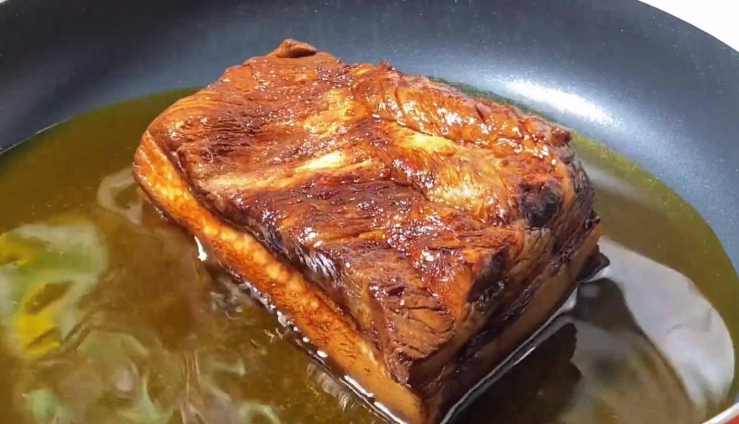 梅菜扣肉的家常做法,步骤详细,简单实用,好吃不油腻,赶快收藏