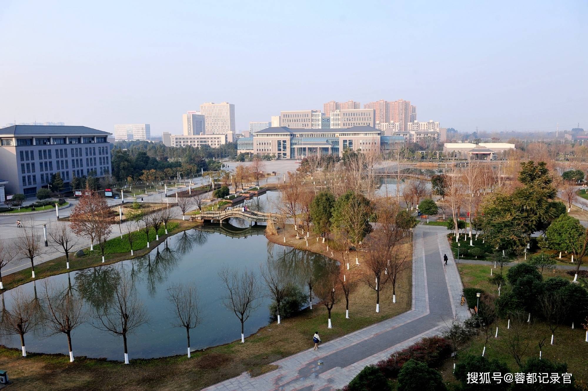85.全力支持 成都医学院升格医科大学.