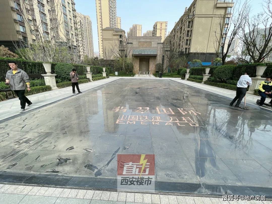 时隔一年半,曲江红盘中铁建万科翡翠国际终于将迎来新品推出!