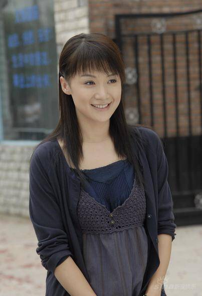 在1997年的时候,姚芊羽获得了电视剧《新乱世佳人》的出演机会,长相