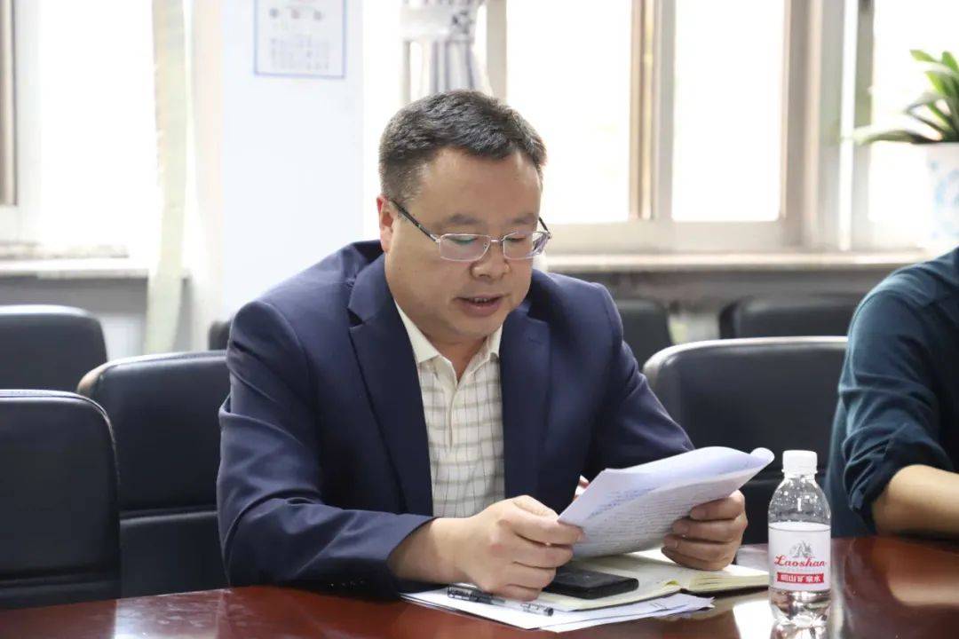 党建专题西海岸新区中心医院党委理论学习中心组开展党史诵读学习活动