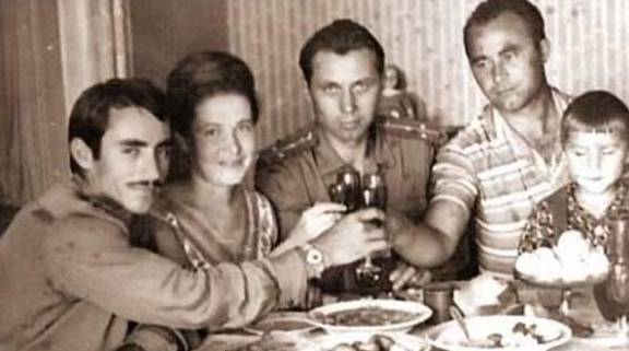 车臣总统杜达耶夫的双面人生:他本来是最忠诚的苏联将军