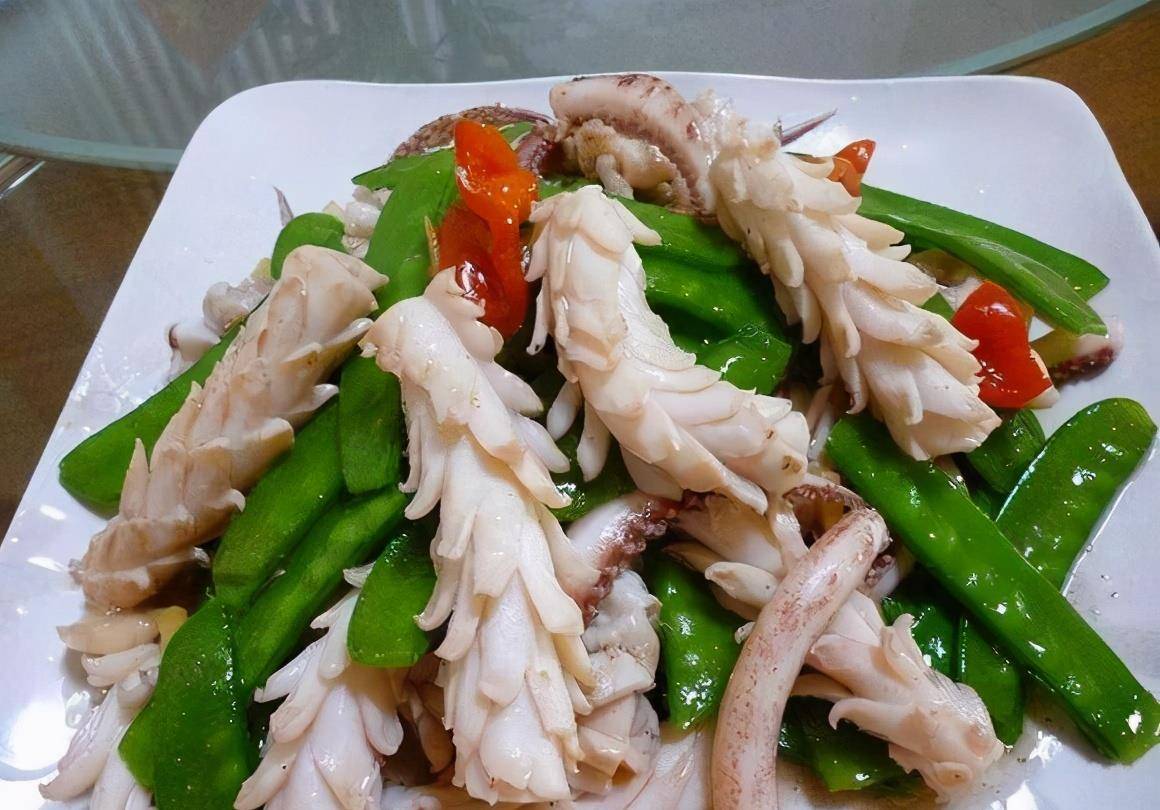 墨鱼炒荷兰豆