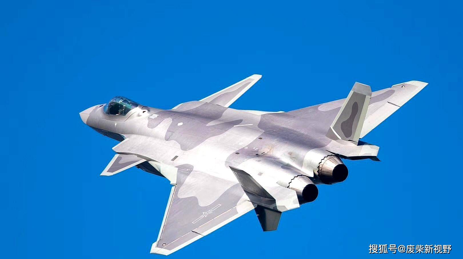 原创同为世界顶级五代战机,f22和j20的差距在哪?真实答案让人心疼