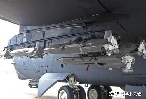 原创美国战略空军常青树b52轰炸机