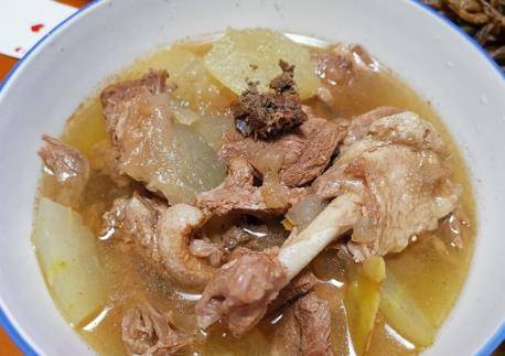 冬瓜鸭肉汤的做法