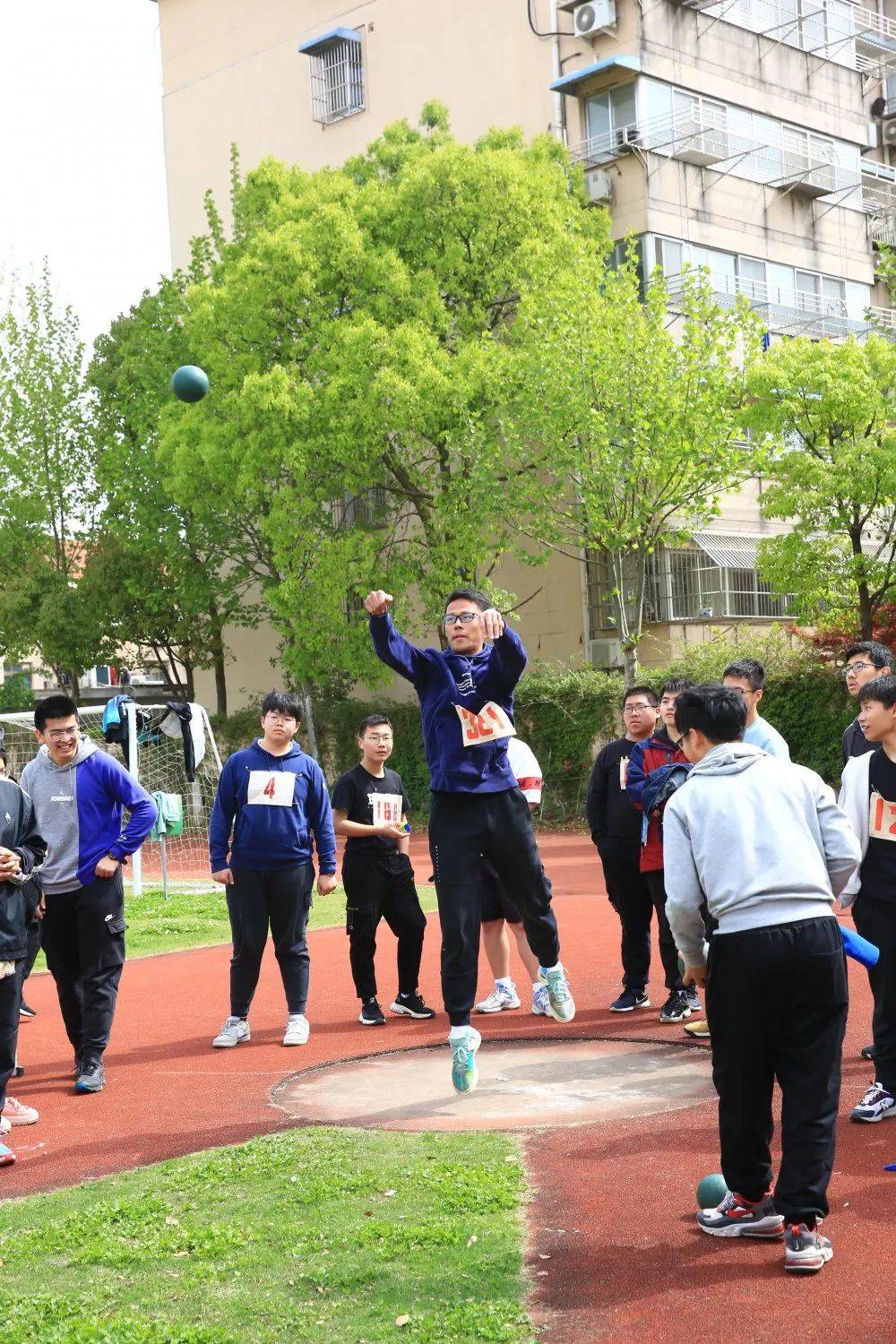 一场春天的盛会:江苏省海门中学举行2021年春季田径运动会
