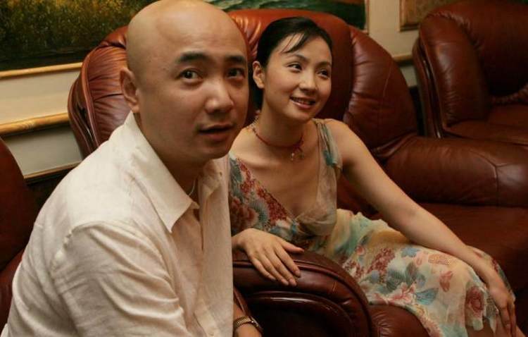 徐峥多次被曝出轨,陶虹不再沉默,和姜文到底是什么关系呢?