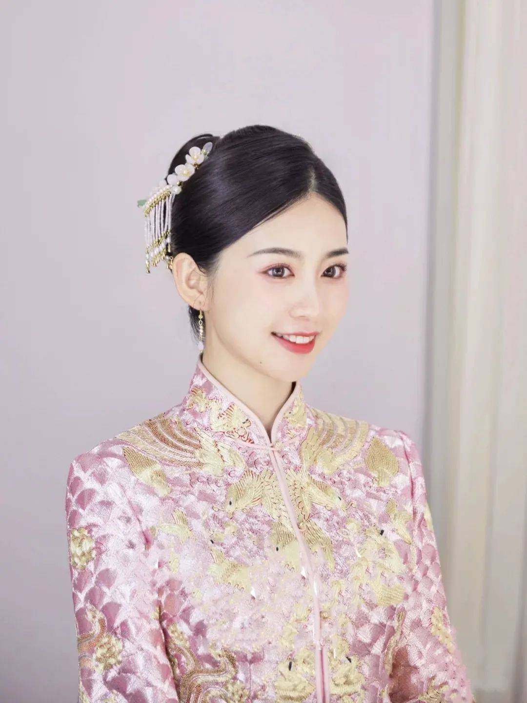2021新中式新娘造型美得恰到好处