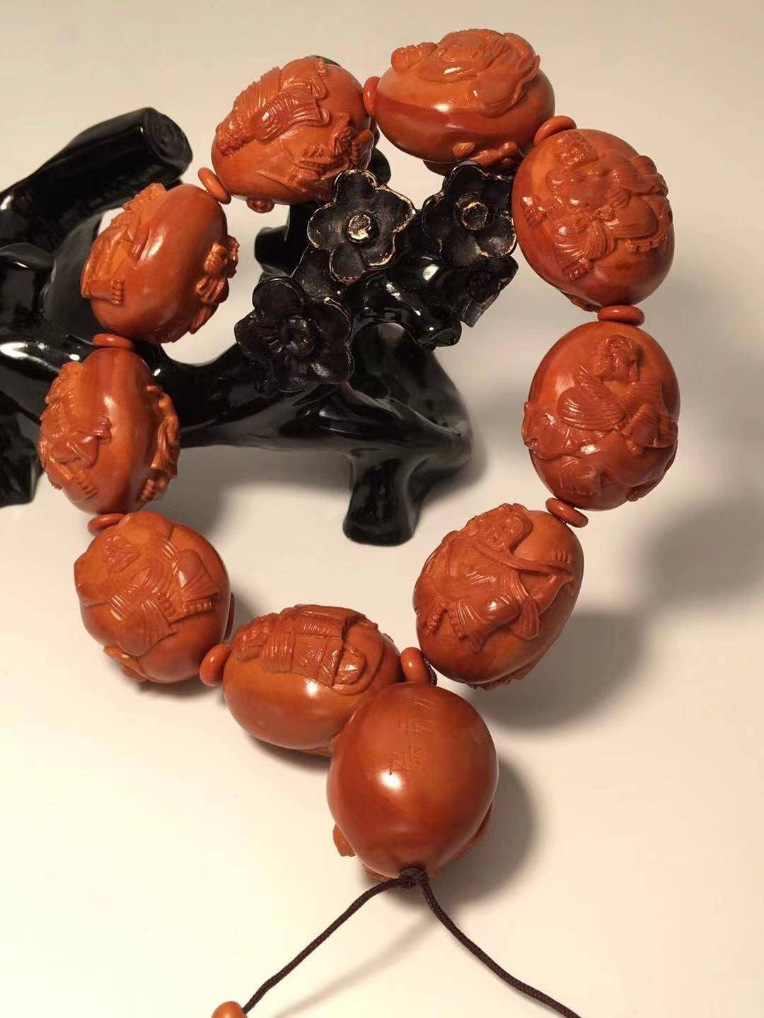 橄榄核为什么有臭球味?核雕手串有异味怎么处理?