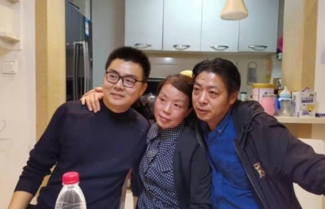 原创错换人生28年最可怜的人不是许敏和杜新枝他找到亲生父母之后却成