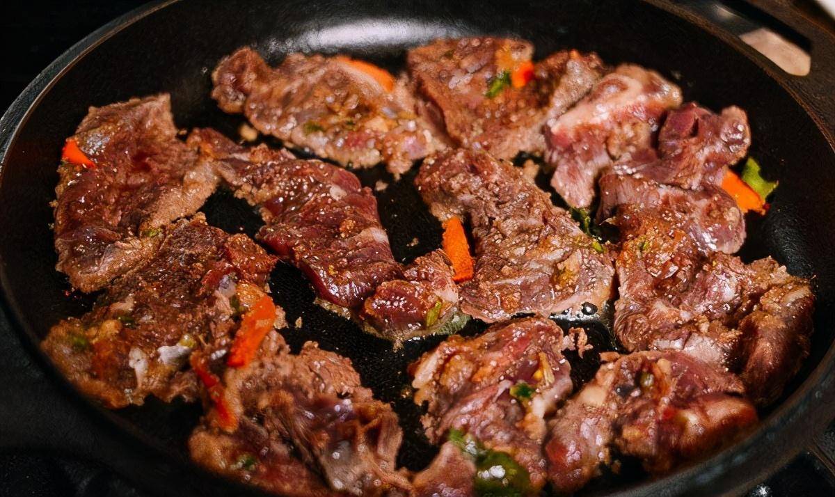 自制韩式烤牛肉饭简单好做营养丰富在家也能吃出饭店的味道