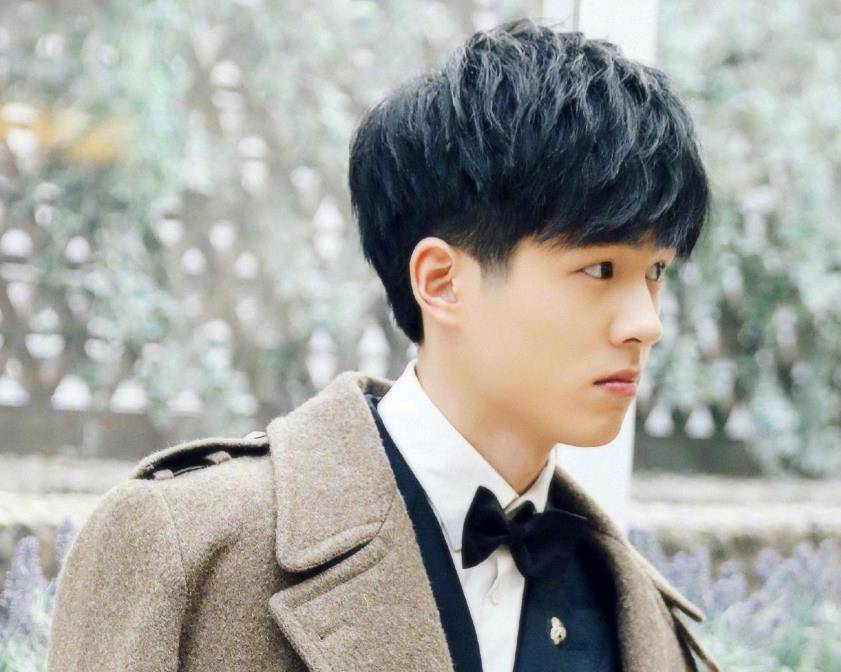 原创刘昊然很真实,充满着青春气息,但又稳重低调