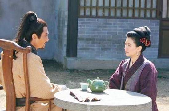揭秘水浒传:林冲为什么能忍自己的屈辱,杀王伦时却又干净利落?
