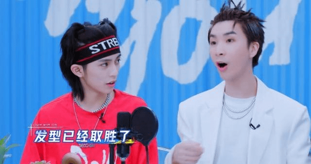 张思源在模仿结束之后,就直接问陈俊豪你会吗?