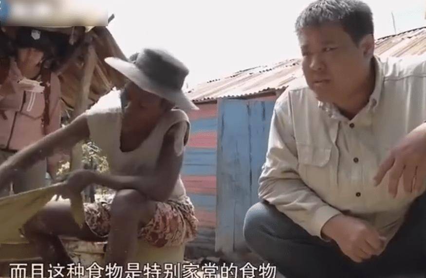 《青你3》粉丝"倒奶"事件,已被央视批评,商家和平台责任最重