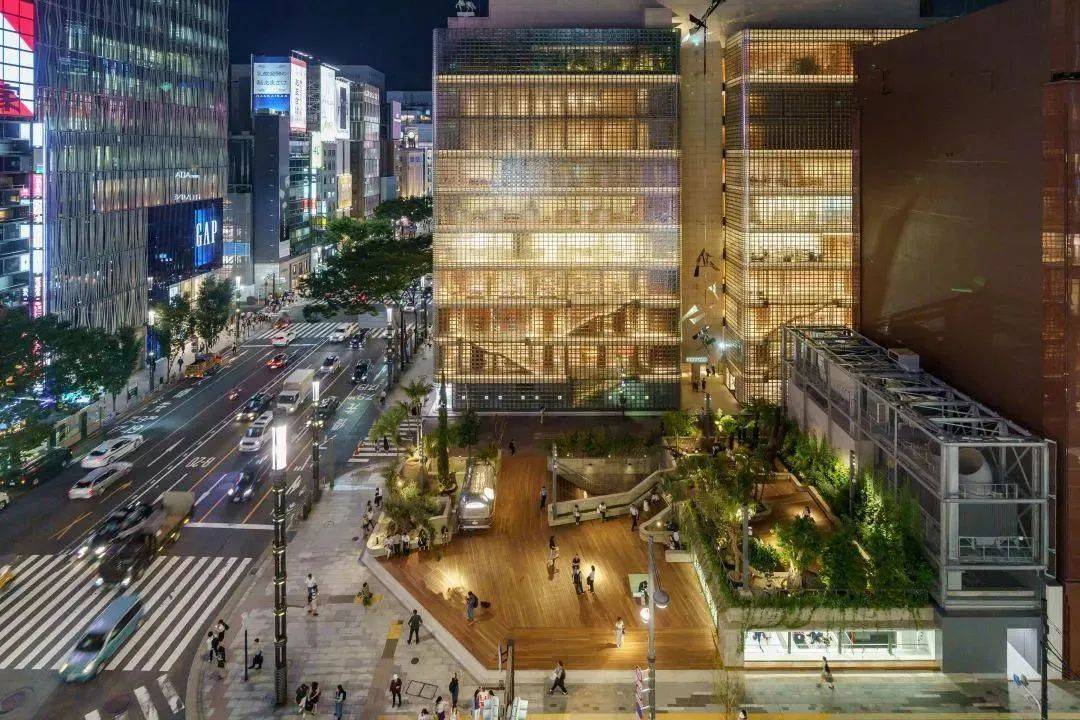 迭代中的shopping mall:场景商业时代的城市感和消费欲