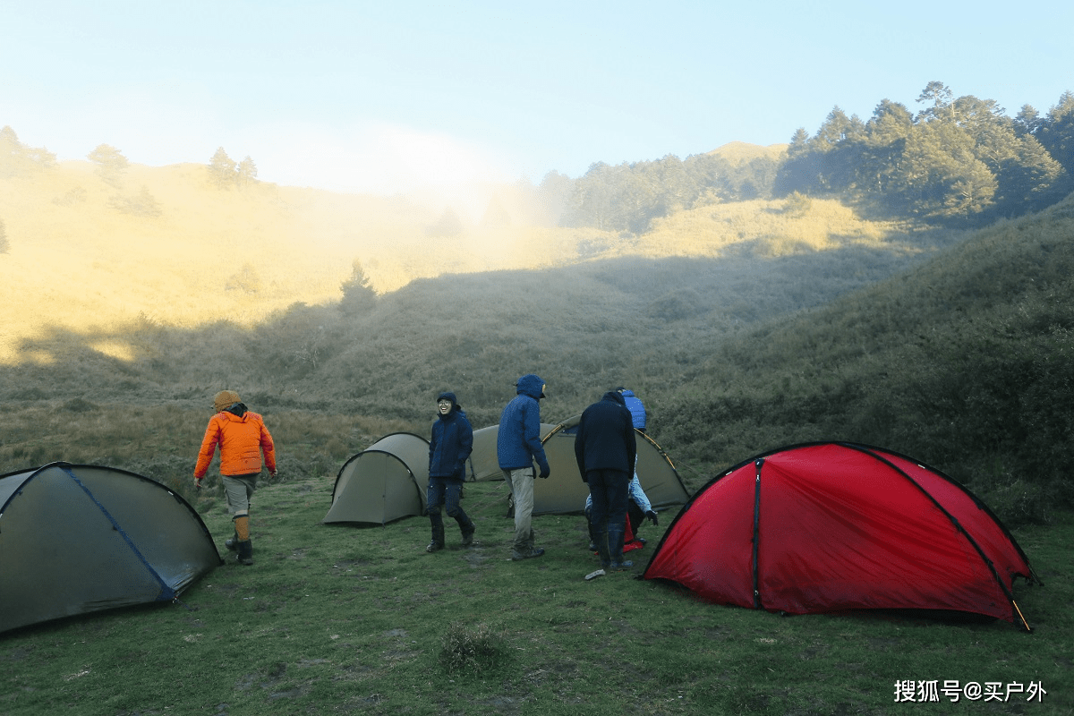 去徒步旅行的多日登山行程,需要准备的装备指南