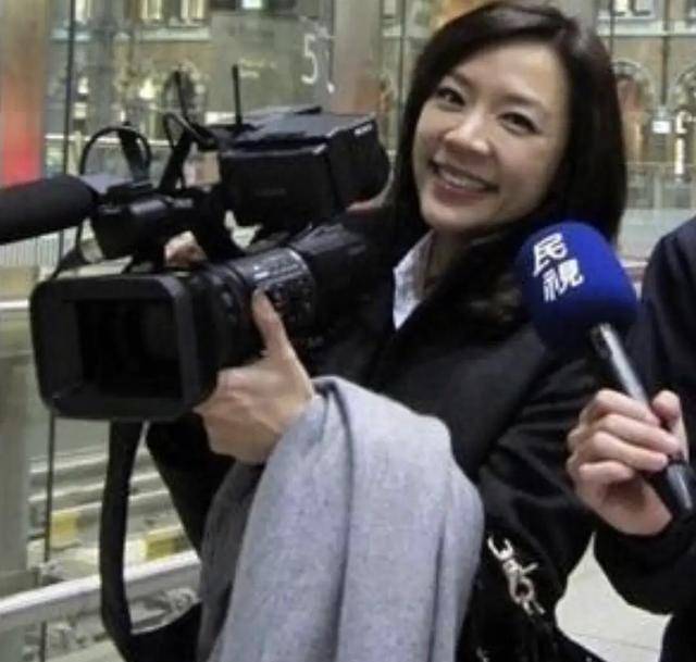 庾澄庆现任老婆:硕士海归当主播,会4国语言,姐妹都是广告明星