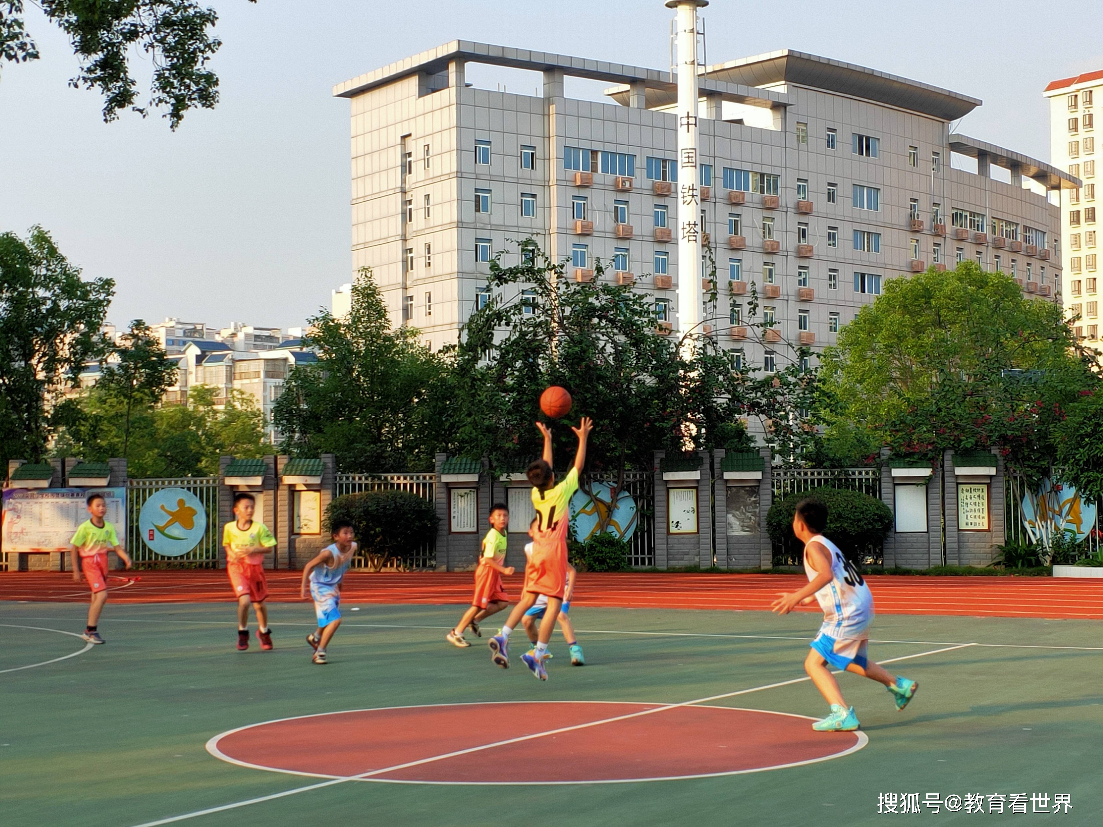 柳城县文昌小学之"舞动篮球 逐梦云天"校园篮球联赛圆满落幕