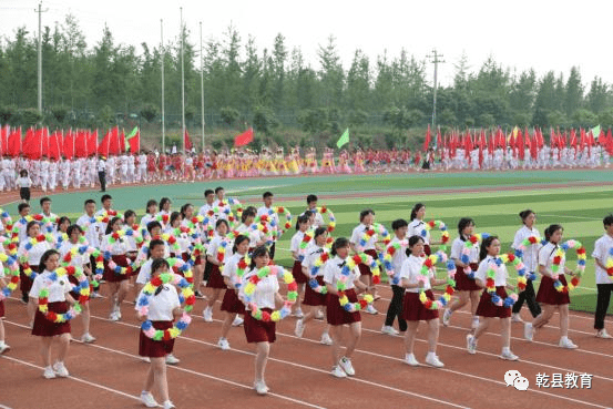 陕西乾县全县首届中学生田径运动会亮点频现精彩纷呈