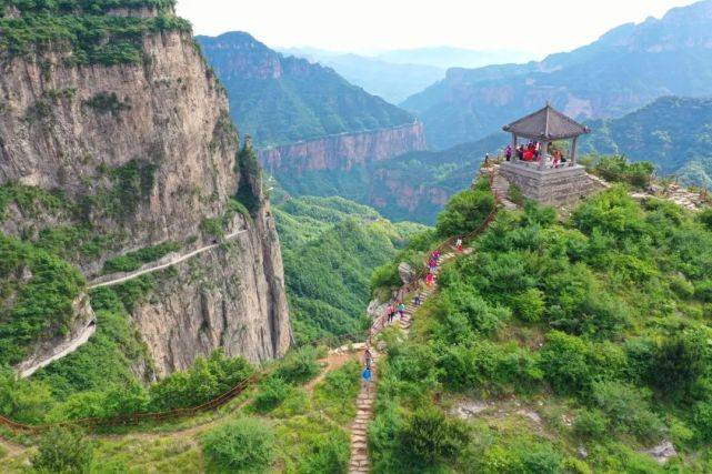 王莽岭景区十大网红景点之行云亭流水亭