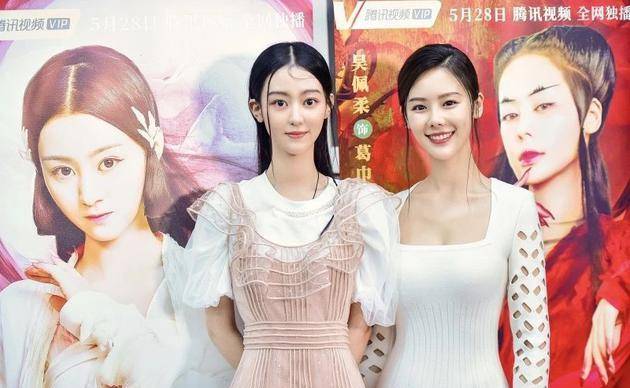 《奇花记》开播 徐沐婵坦言想尝试女版小丑角色_吴佩柔