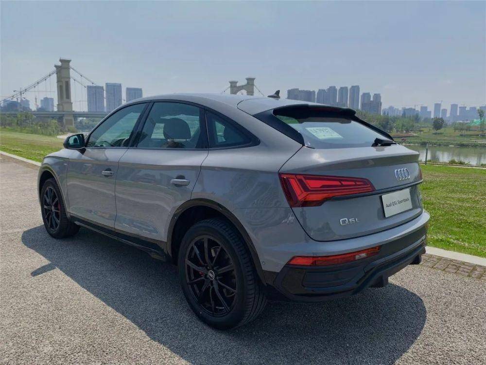 豪华品牌轿跑suv测评,q5l sportback来啦!