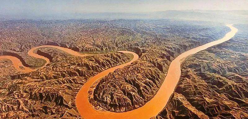 原创黄河下游已成"地上悬河"每年堆积4亿吨泥沙,为何不挖走呢?