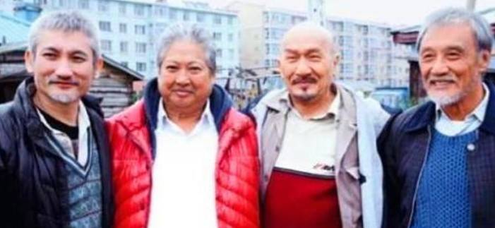 曾有"4个老婆",与洪金宝是"双胞影帝",炒楼破产胖到不敢认_麦嘉