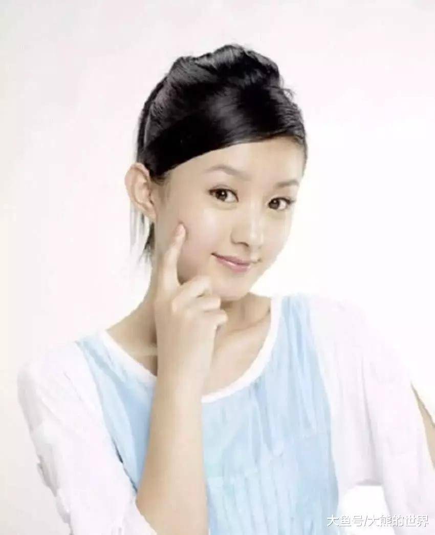 赵丽颖十年前广告被扒,没有滤镜和特效,一张"天然脸"美翻天!