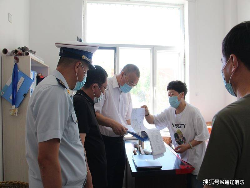 开鲁县政府领导带队开展消防安全检查_刘文喜