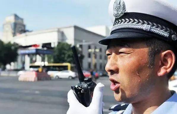 装备研发增强一线干警战斗力暖警惠警带来夏季清凉