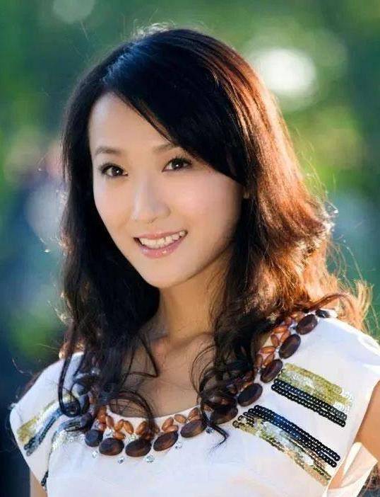 女演员刘佳佳:因出演《金粉世家》而走红,如今回归生活销声匿迹