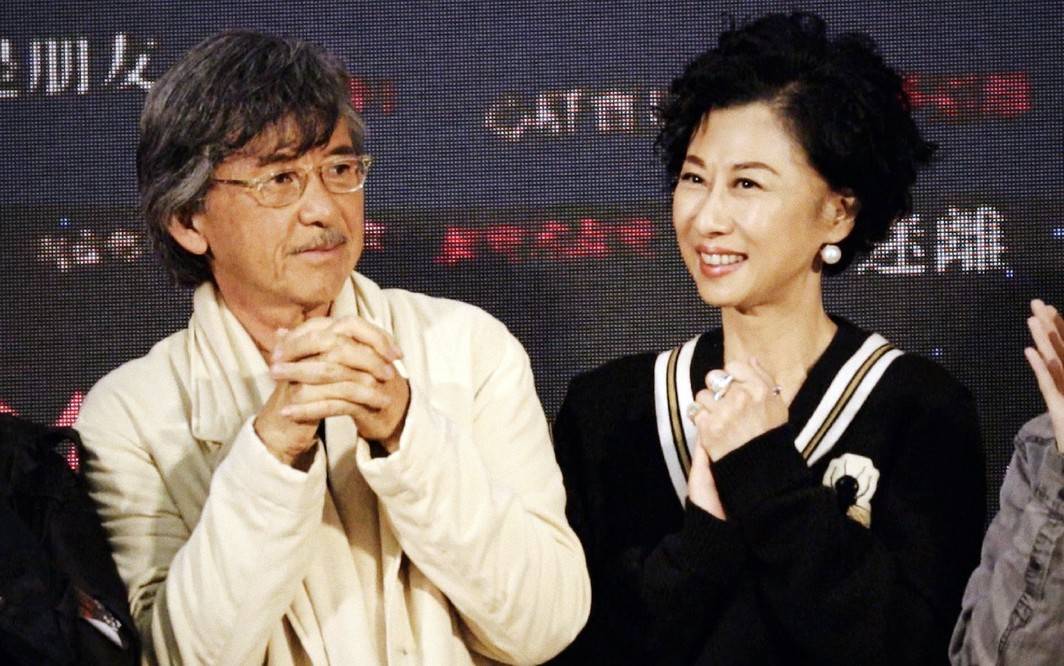 57岁叶倩文近照曝光,曾因歌曲《潇洒走一回》红遍内地?