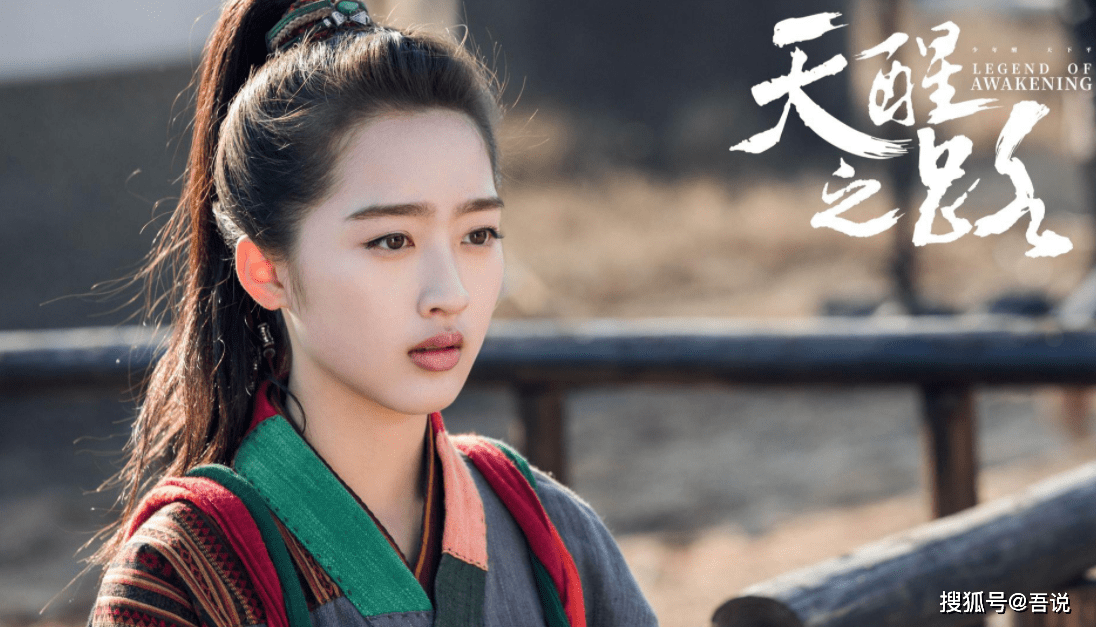 时代峰峻签约的两位女艺人,她们的现状如何?