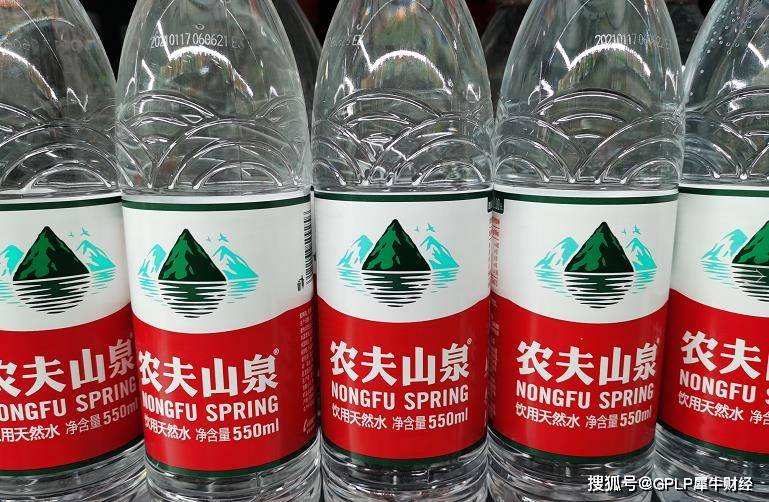 原料产自福岛?农夫山泉"打脸"否认 市值暴跌2400亿元