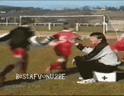 18,最后一个,你给老子站住,绕操场跑30圈,下手挺狠啊!